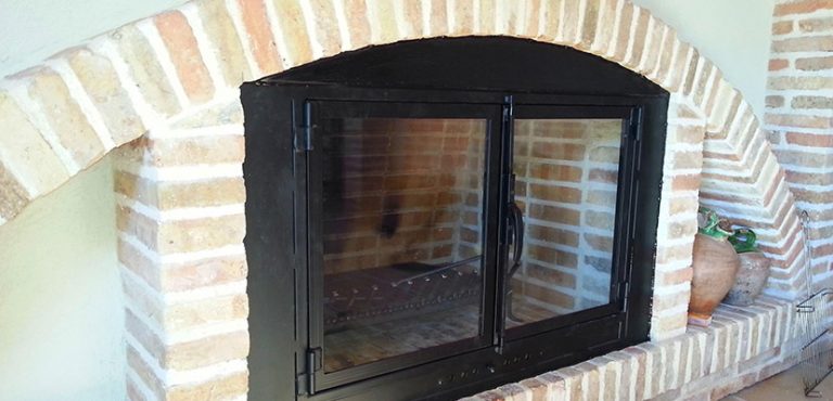 Puerta para chimenea ⊛ Guía de Compra 【2019】